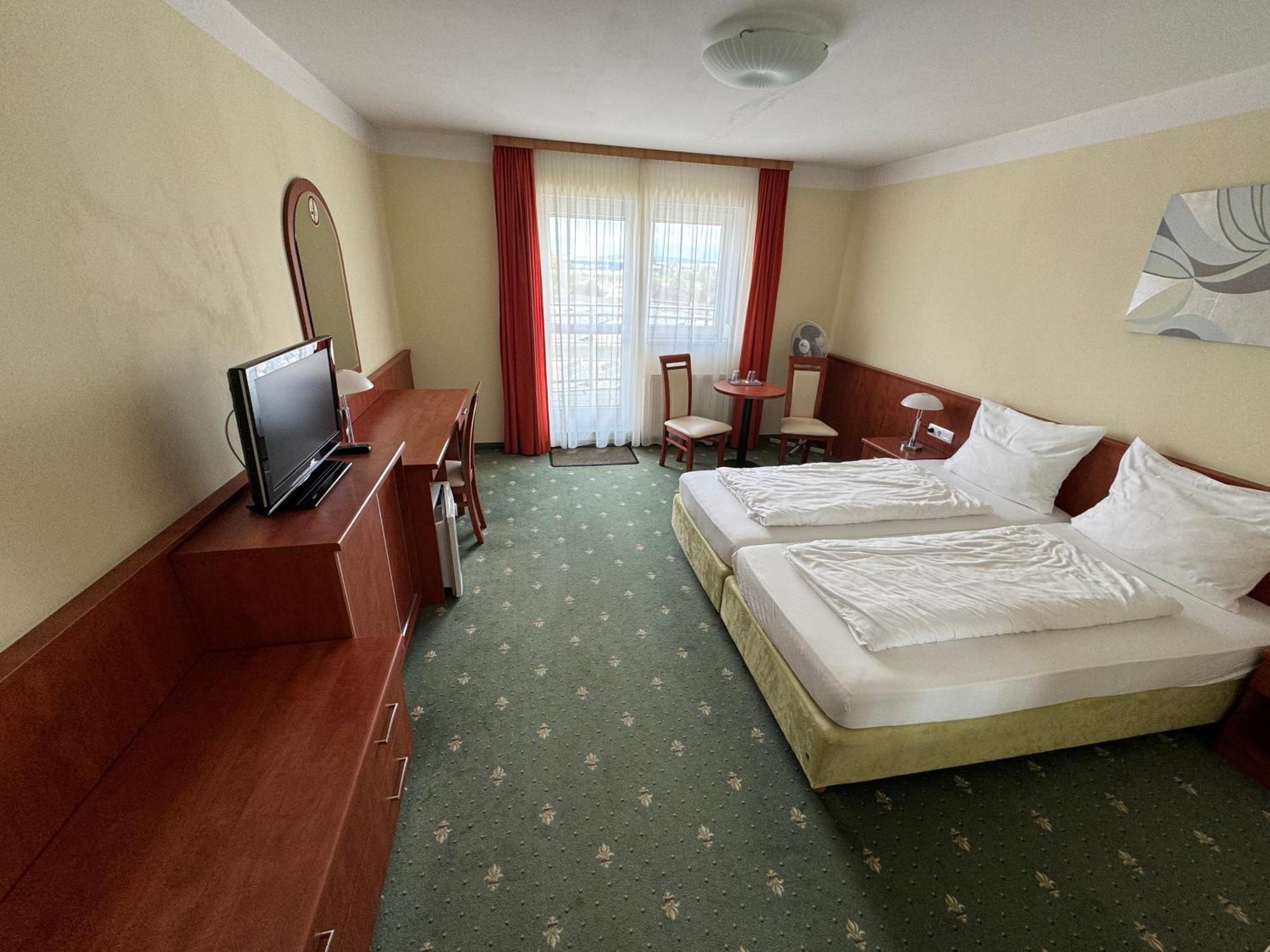 Hotel Breitenlee فيينا المظهر الخارجي الصورة