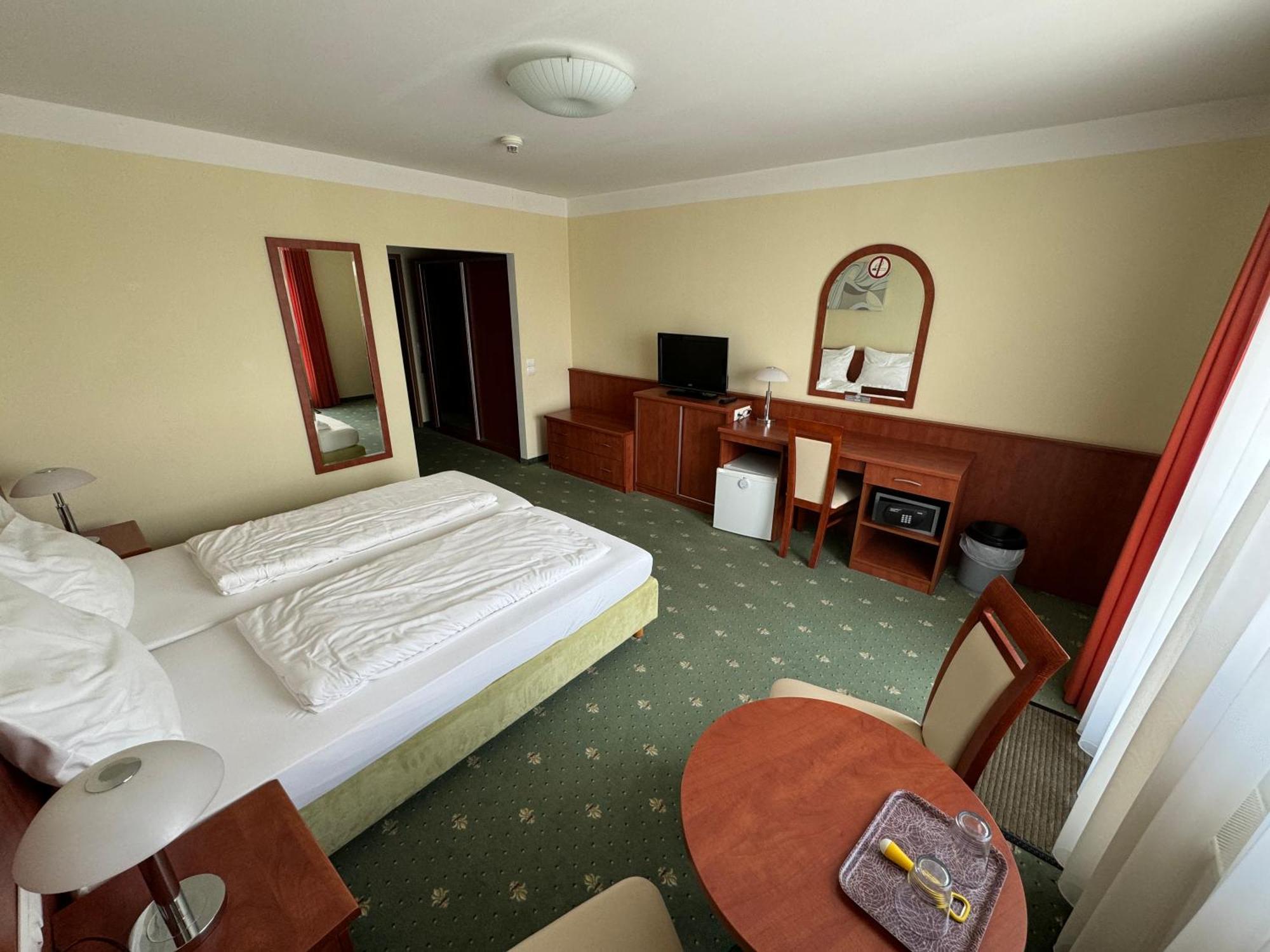 Hotel Breitenlee فيينا المظهر الخارجي الصورة