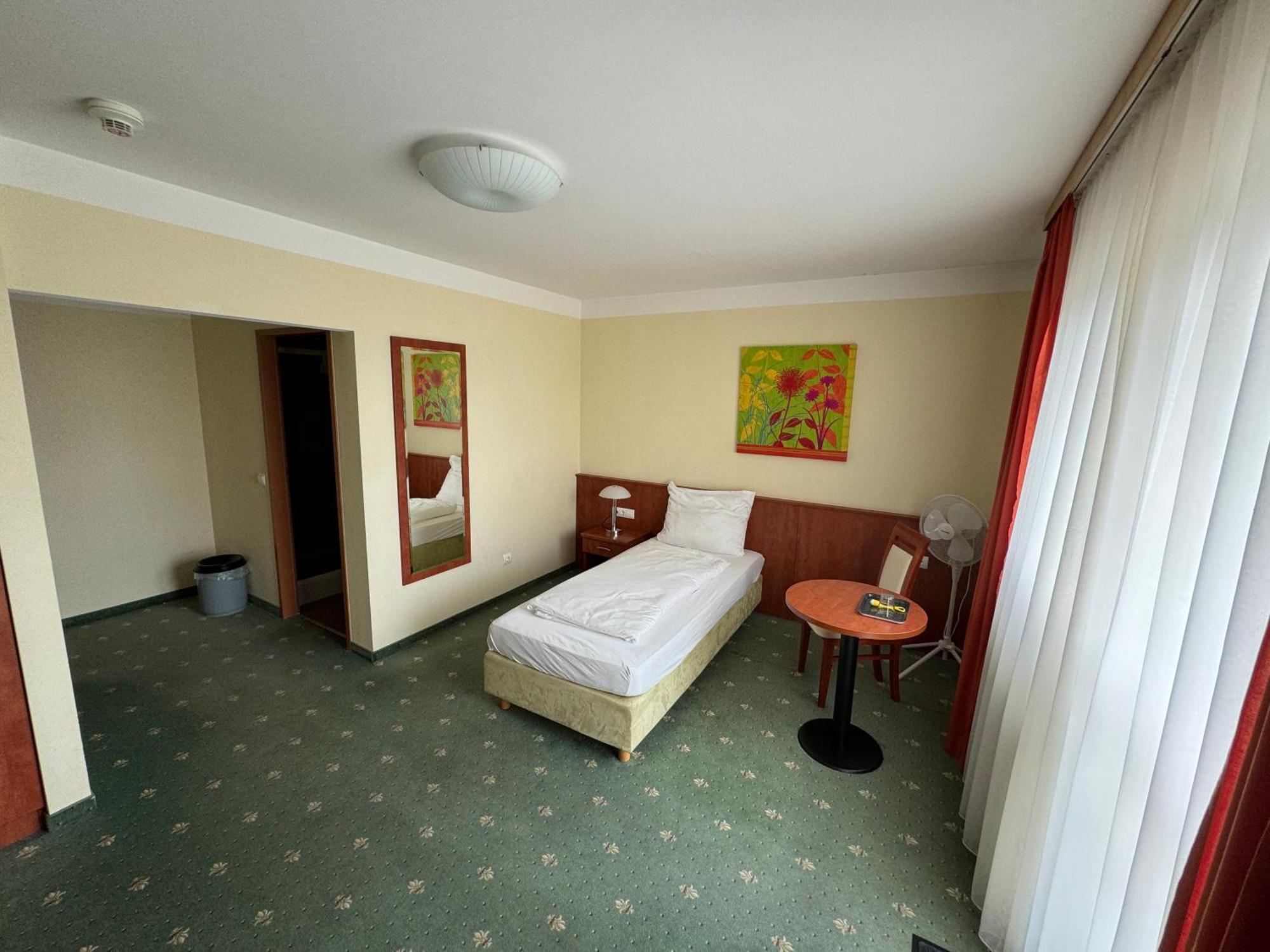Hotel Breitenlee فيينا المظهر الخارجي الصورة