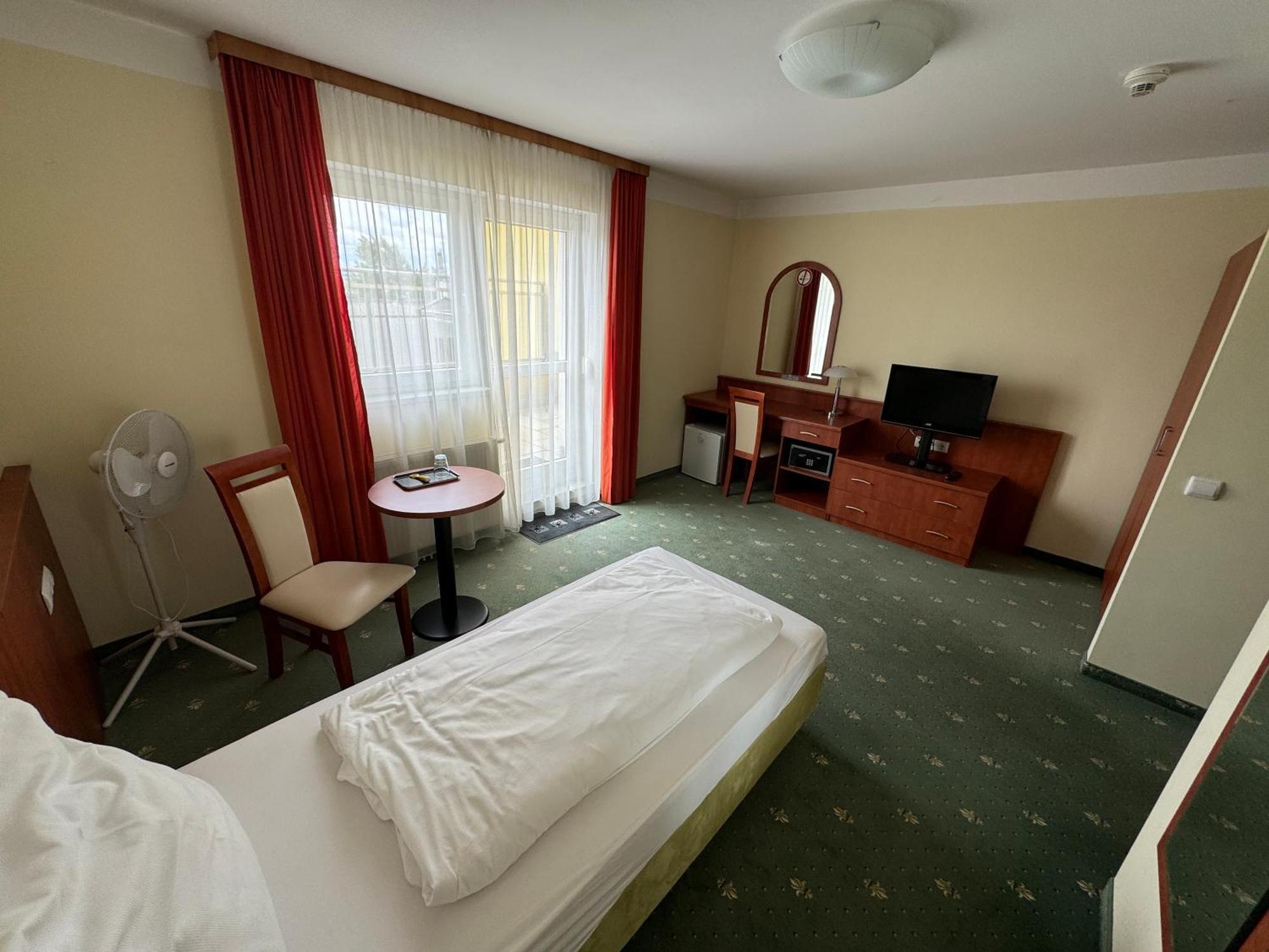 Hotel Breitenlee فيينا المظهر الخارجي الصورة